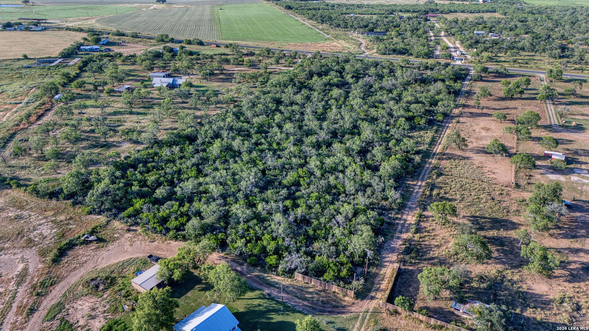 main property photo 12