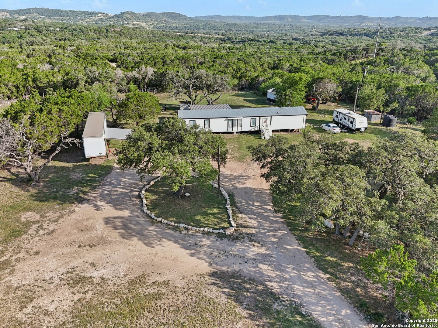 main property photo 36