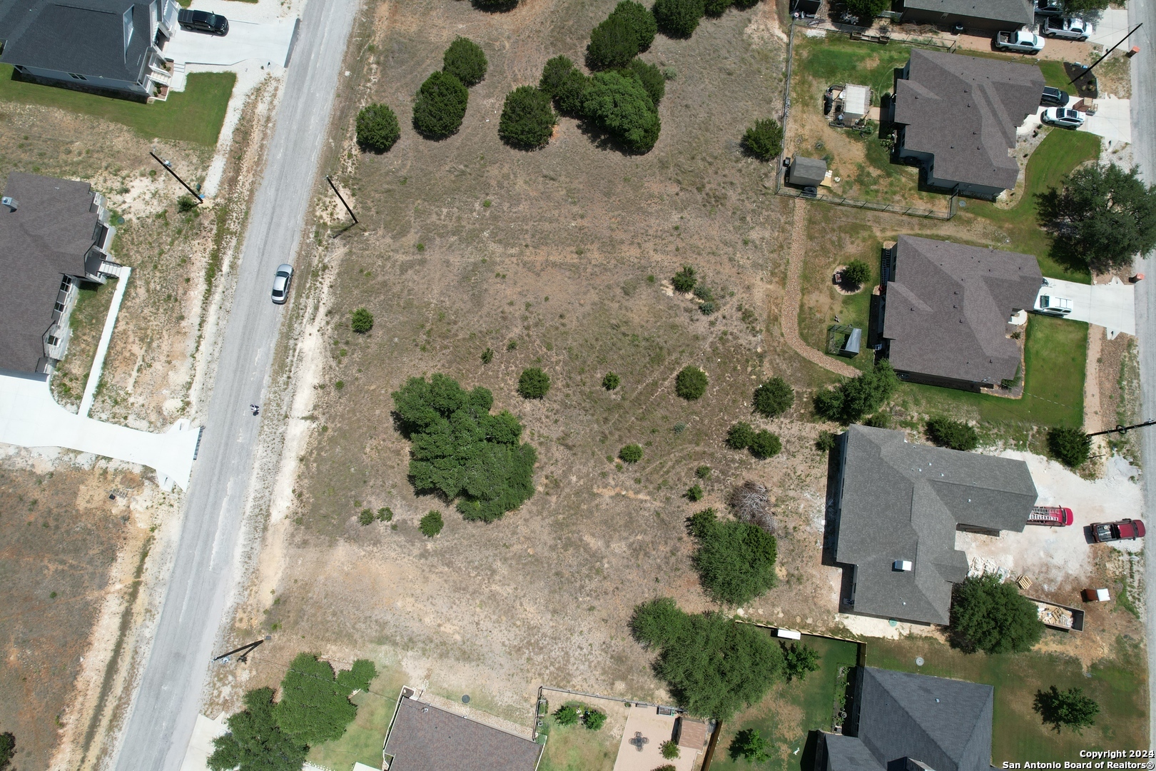 main property photo 8