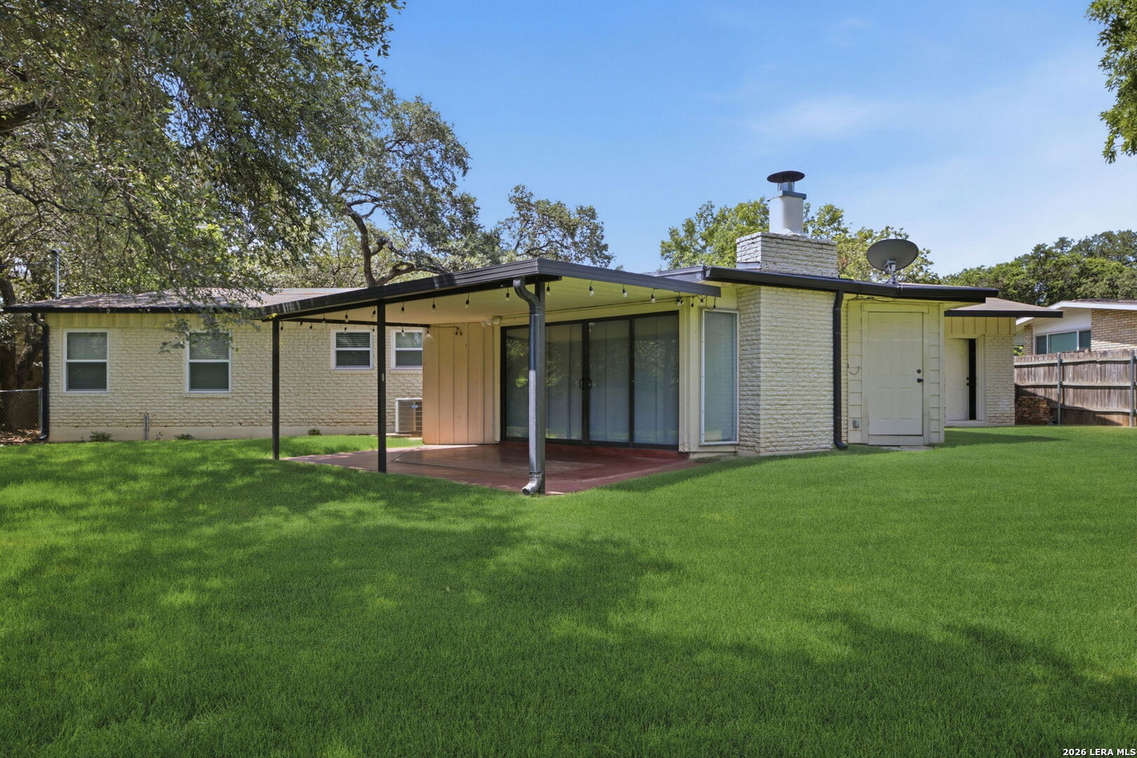 main property photo 22