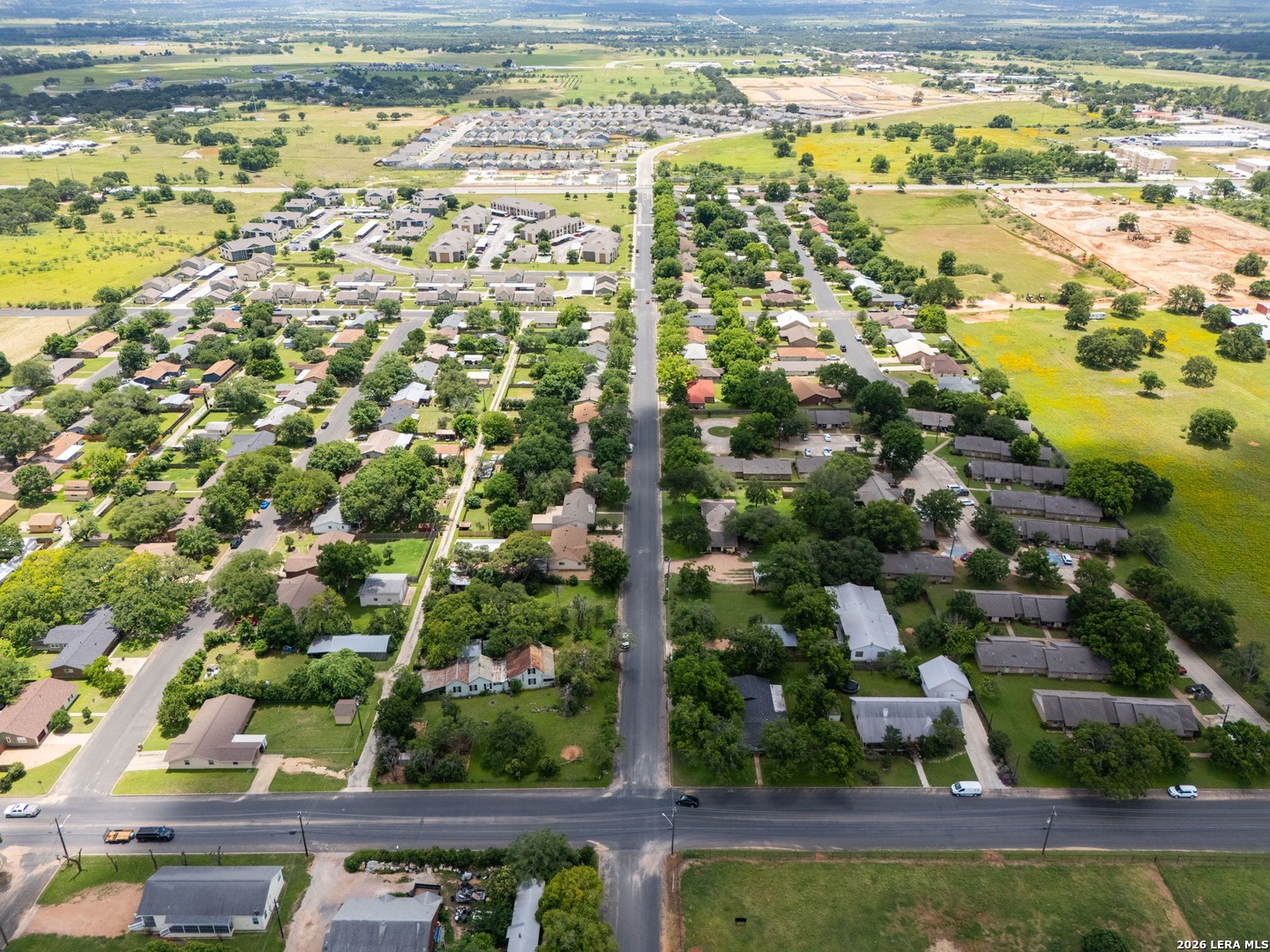 main property photo 30