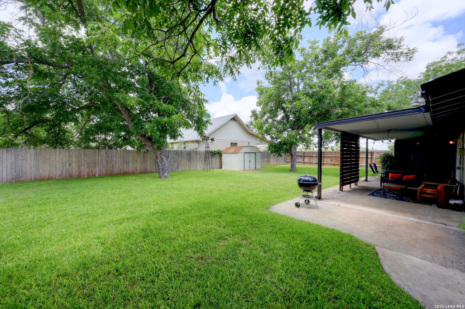 main property photo 41