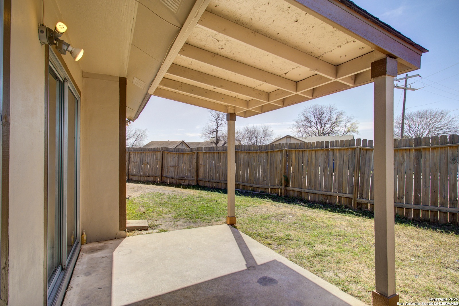 main property photo 15