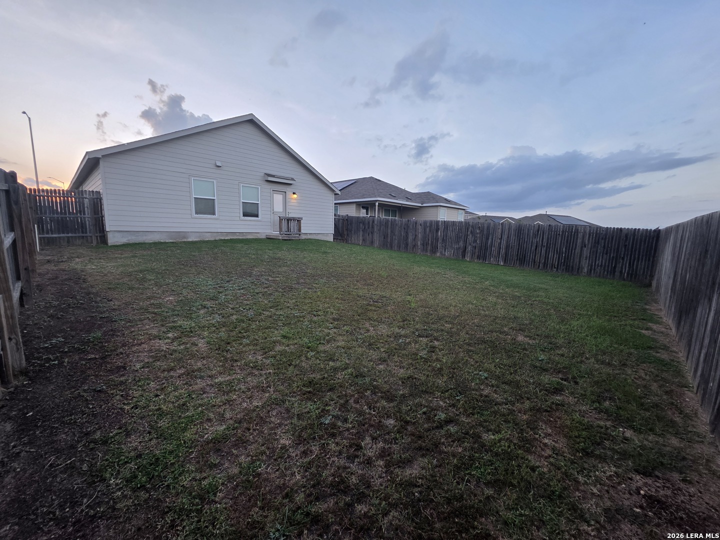 main property photo 15