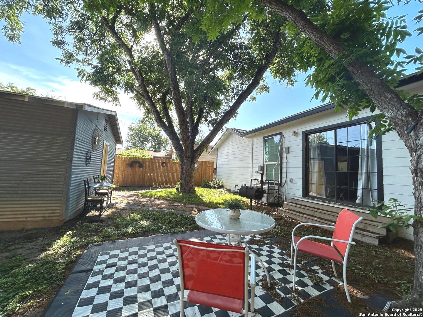 main property photo 30