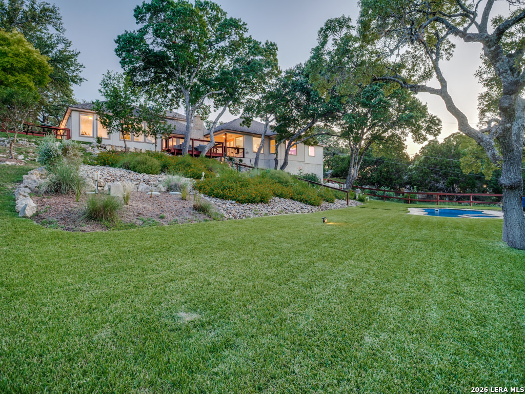 main property photo 29