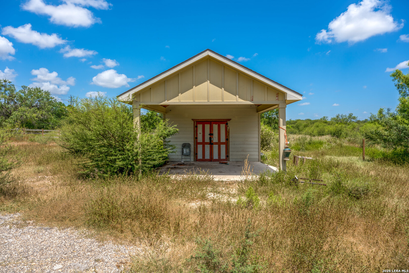 main property photo 15