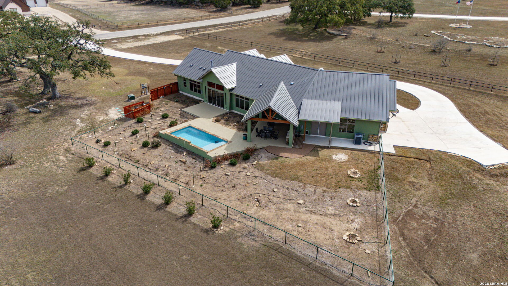 main property photo 58