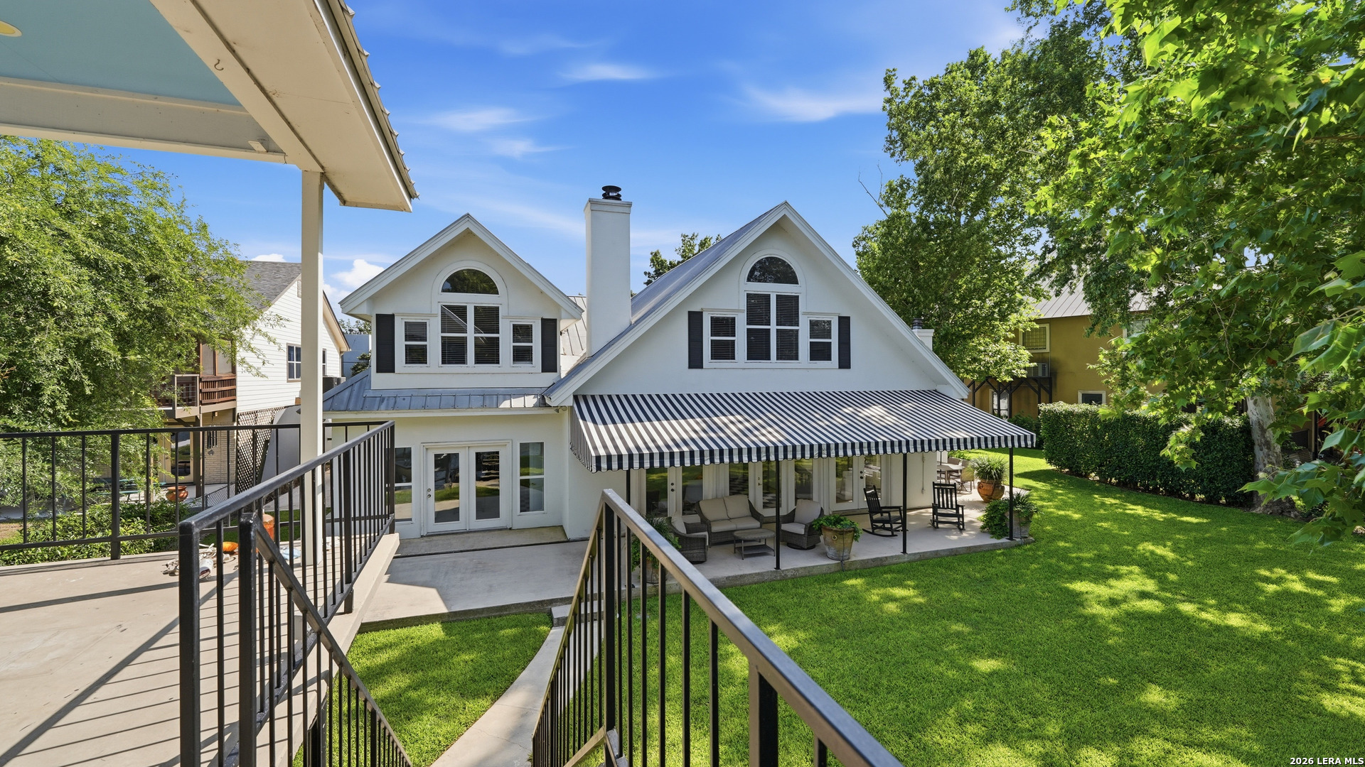 main property photo 4