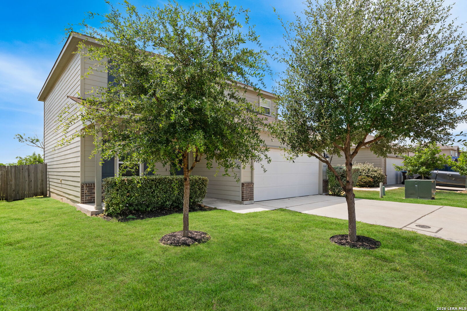 main property photo 2
