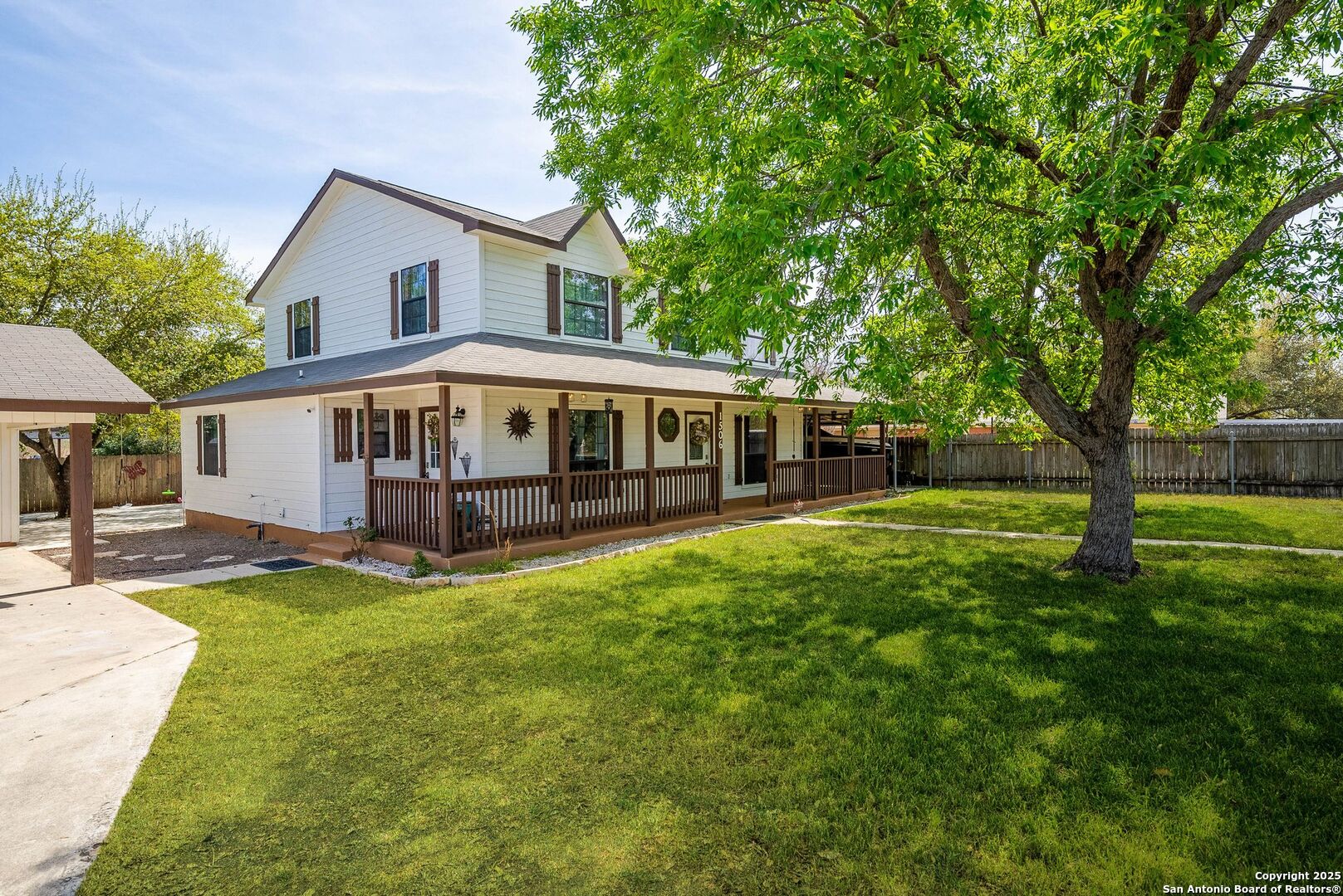 main property photo 1
