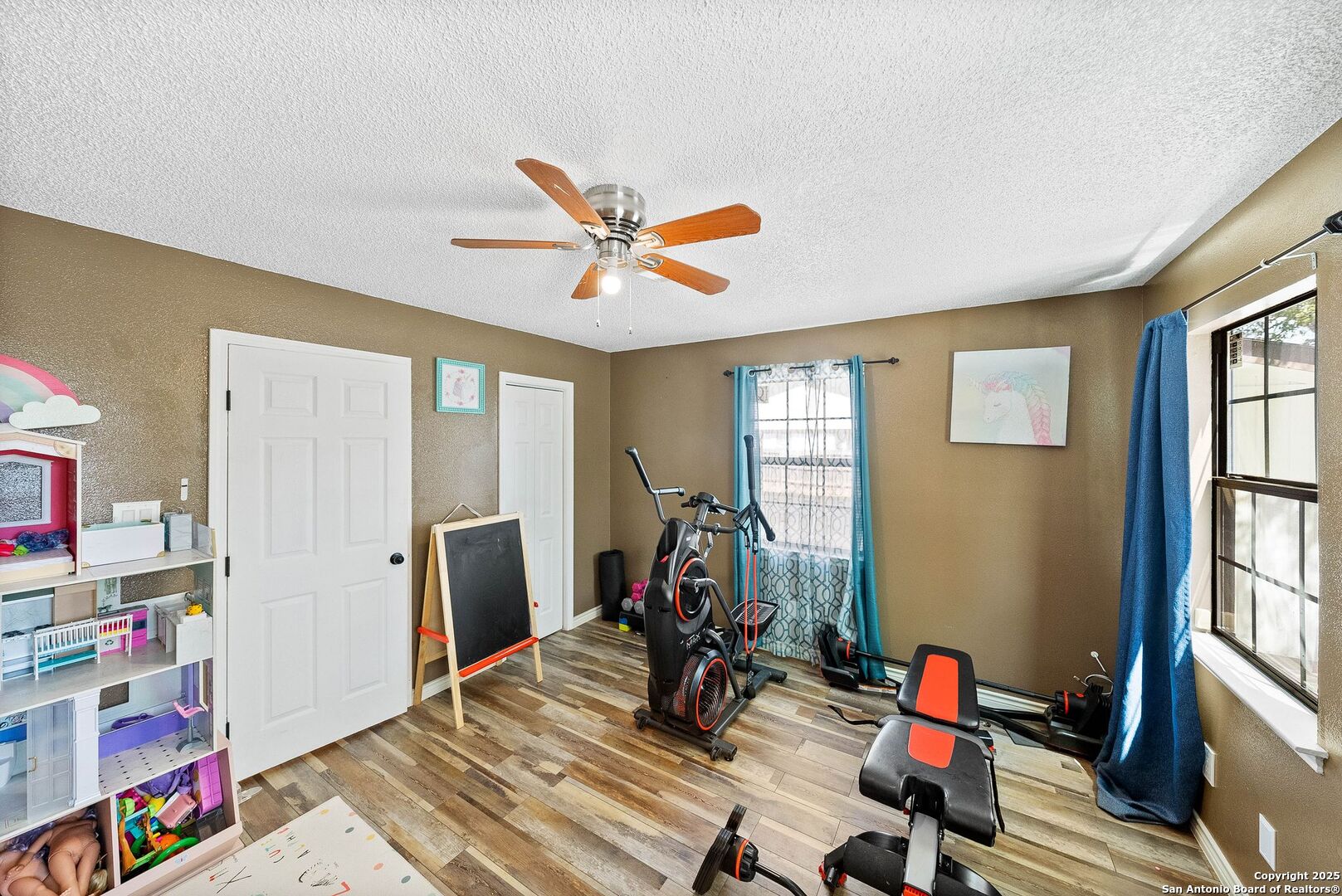 main property photo 20