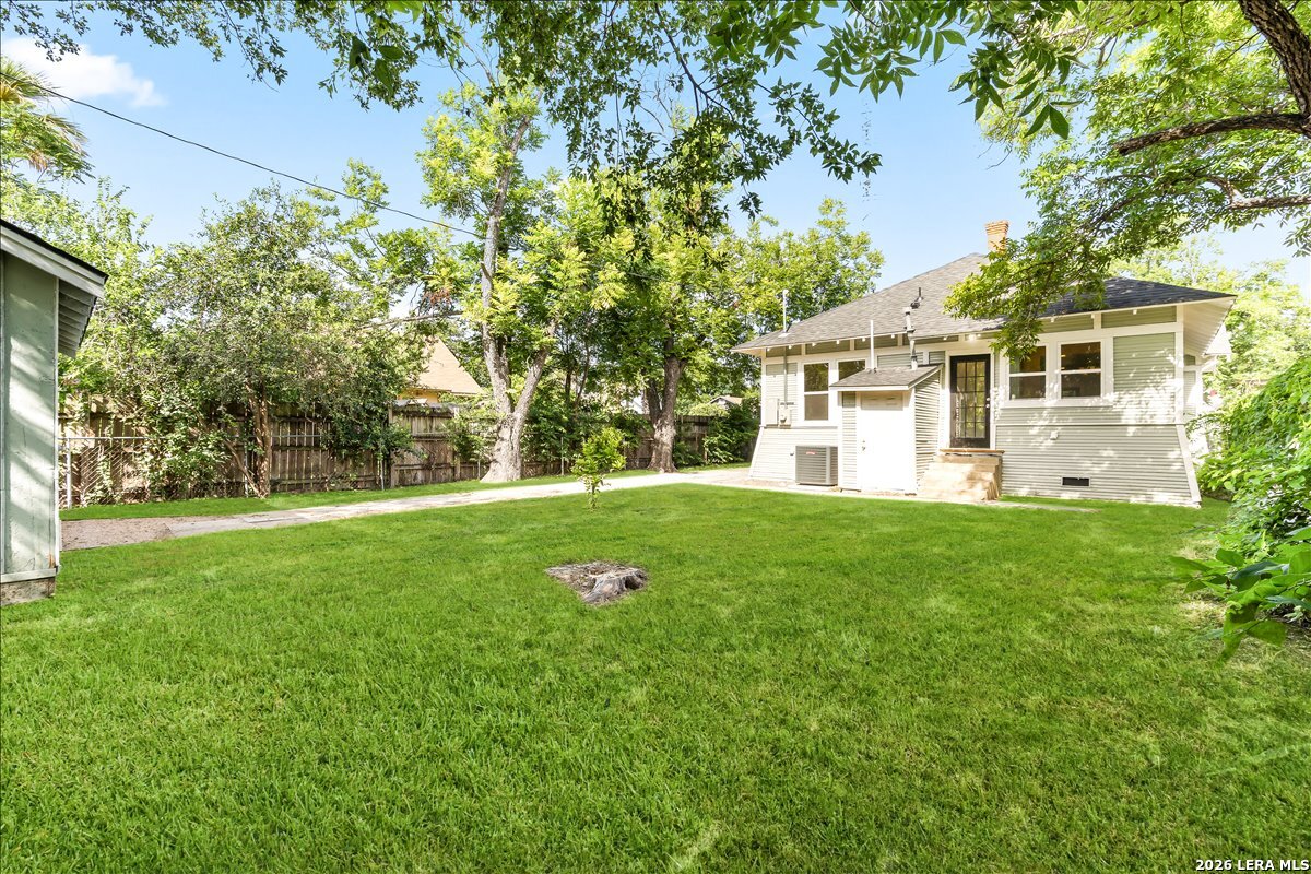 main property photo 27
