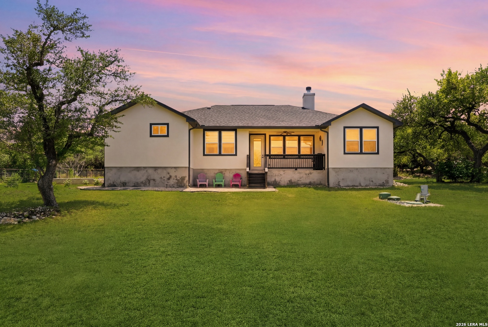 main property photo 28