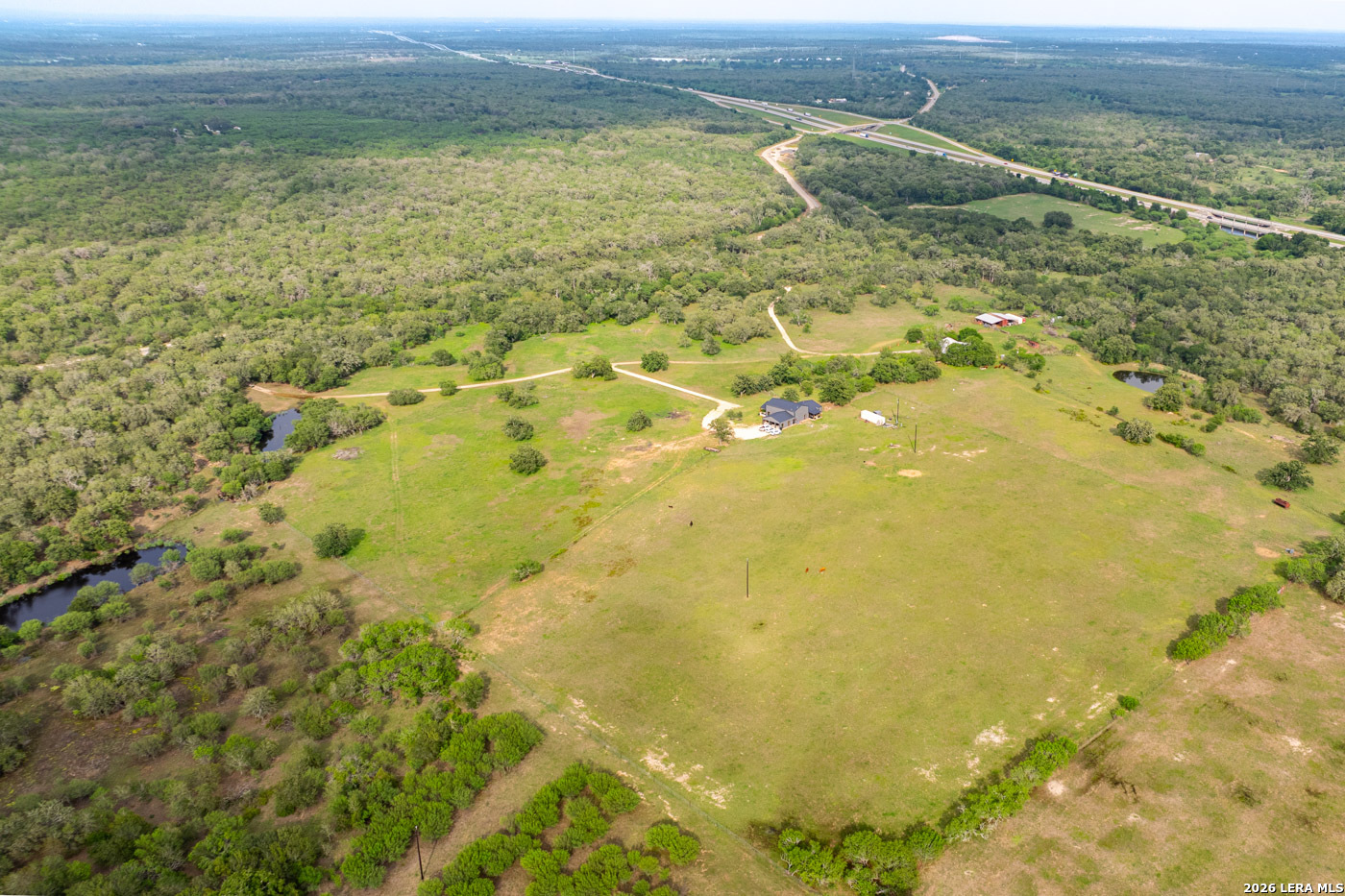 main property photo 33