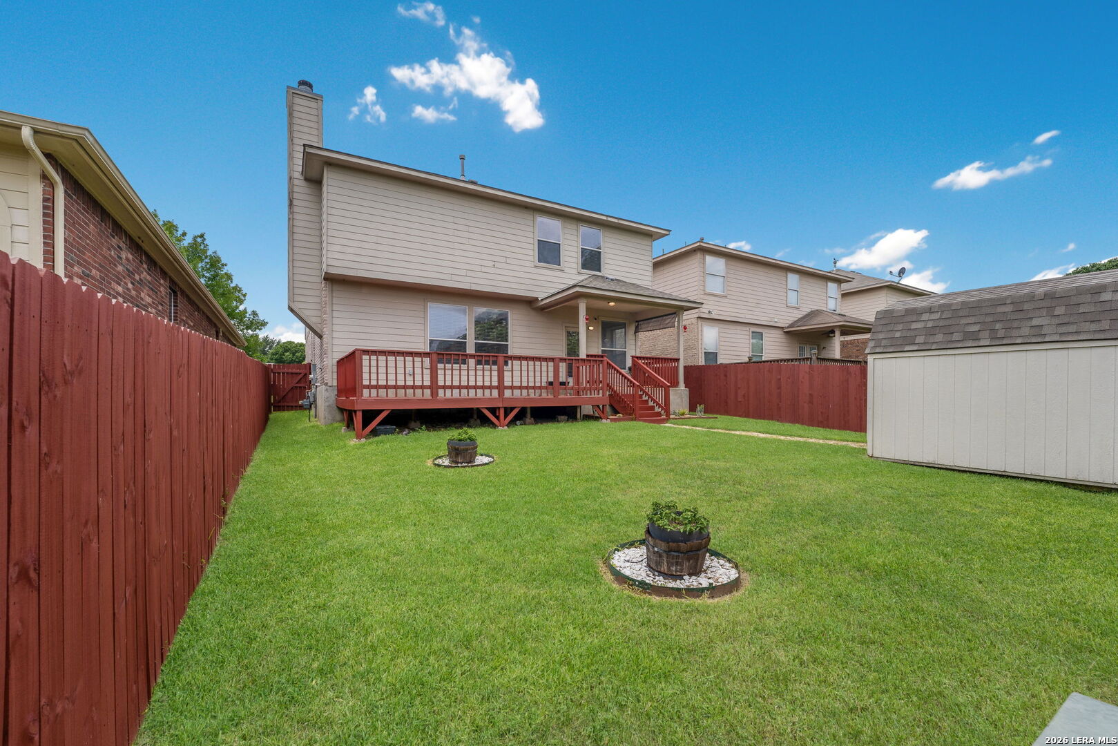main property photo 33