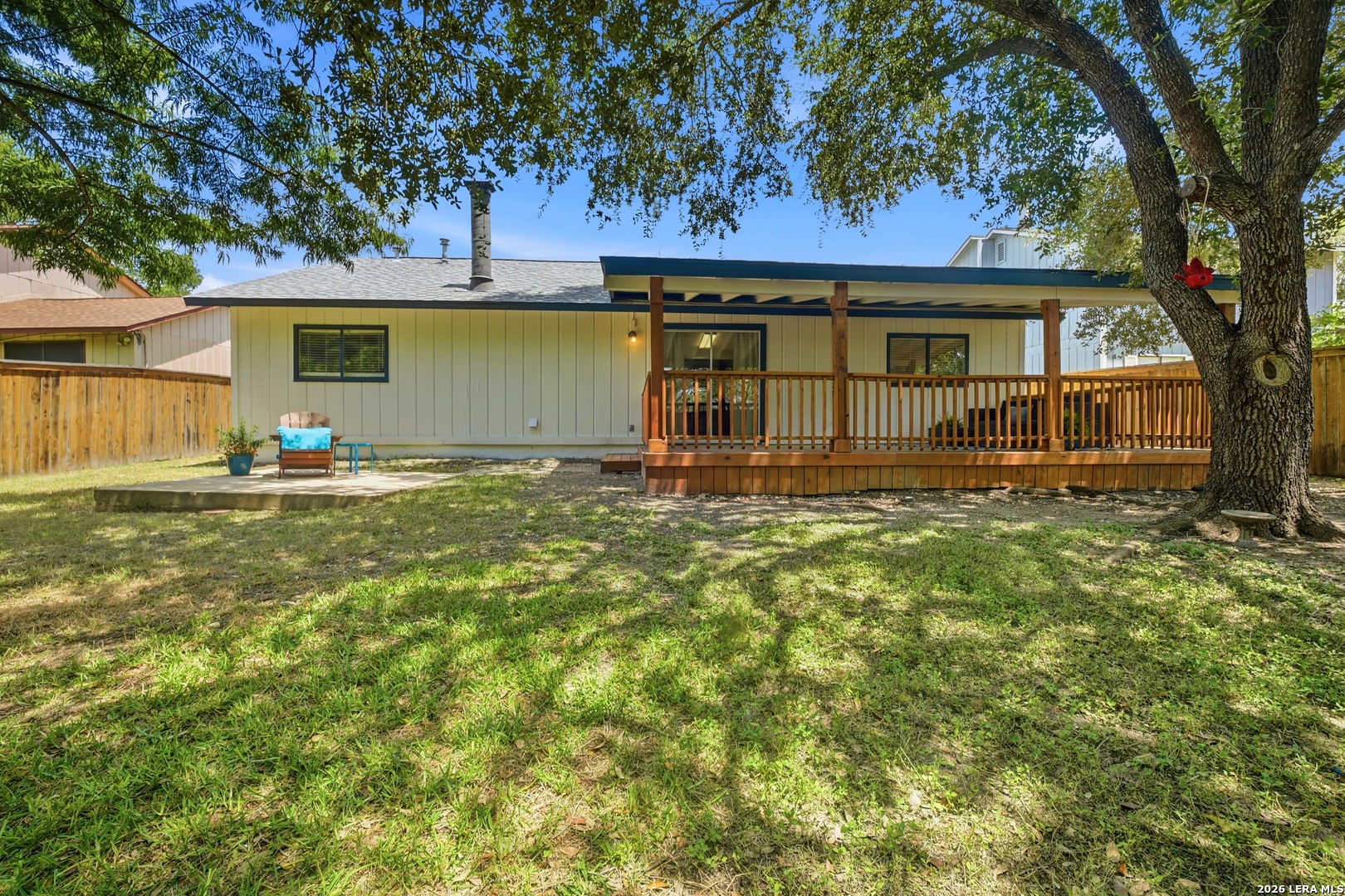 main property photo 19