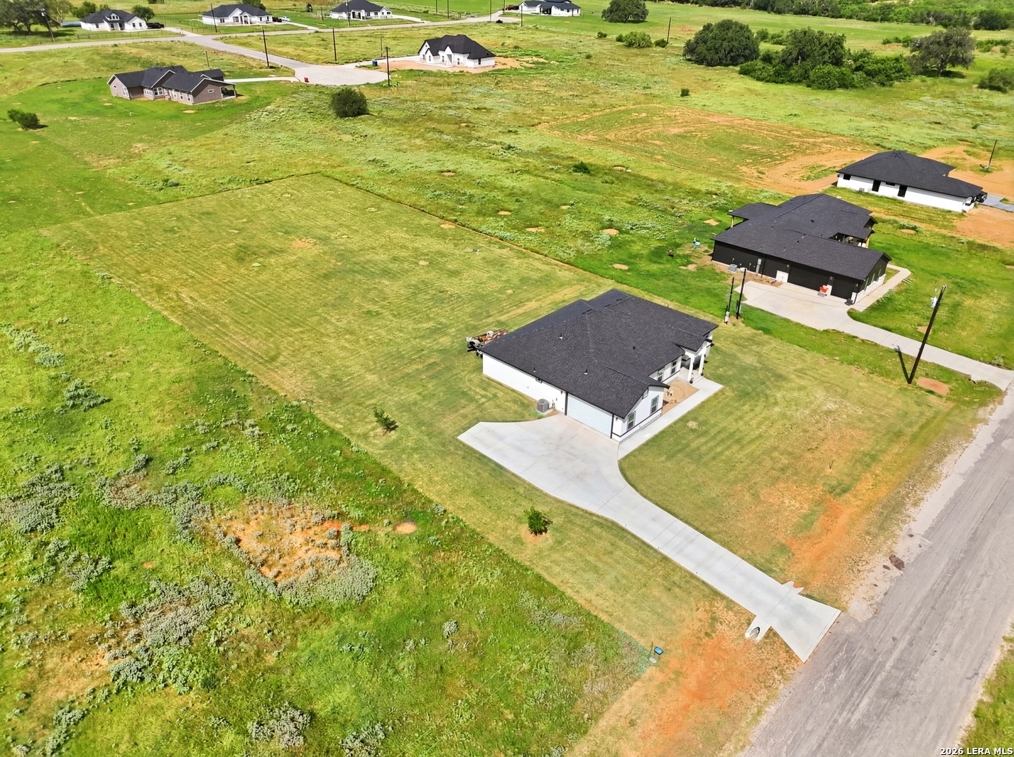 main property photo 20