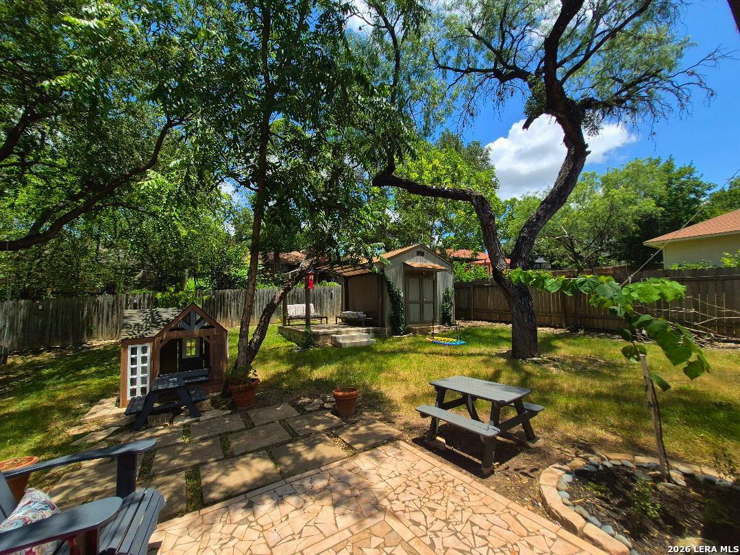 main property photo 18