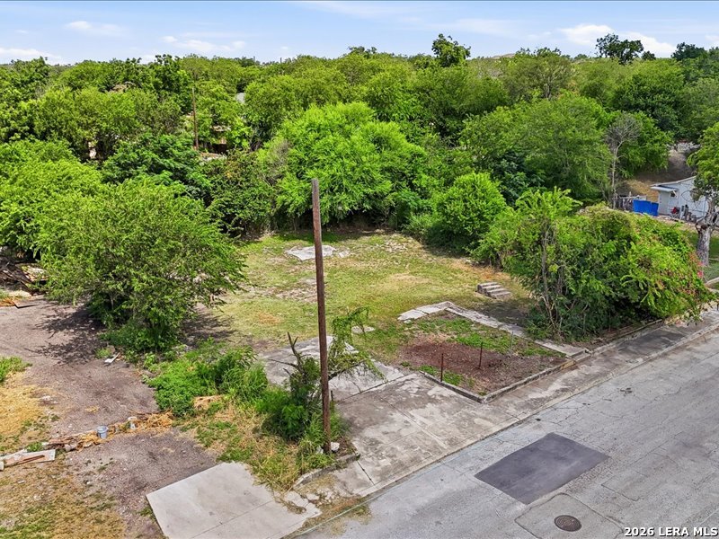 main property photo 12
