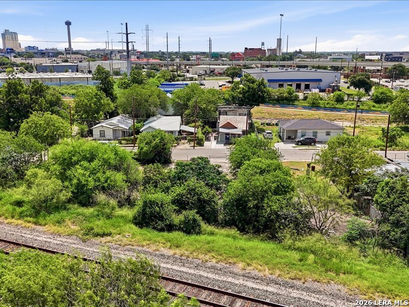 main property photo 20