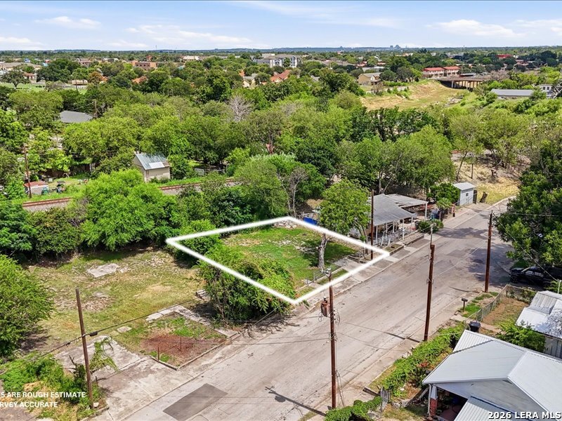 main property photo 11