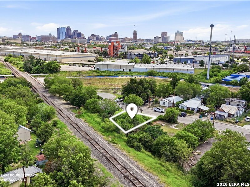 main property photo 23
