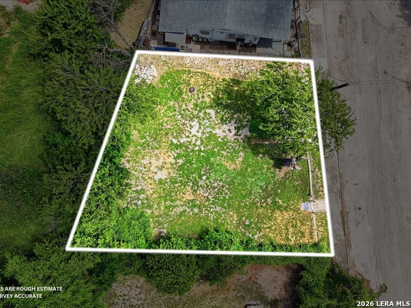 main property photo 26