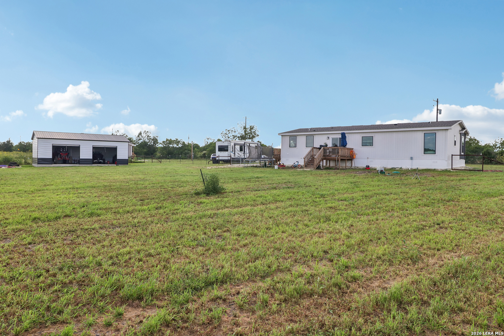 main property photo 29
