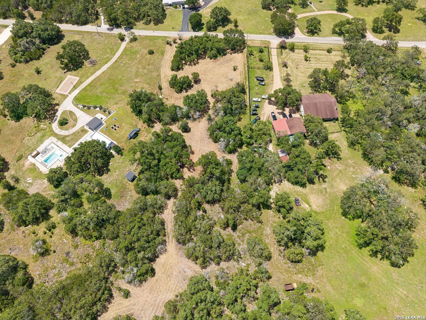 main property photo 15