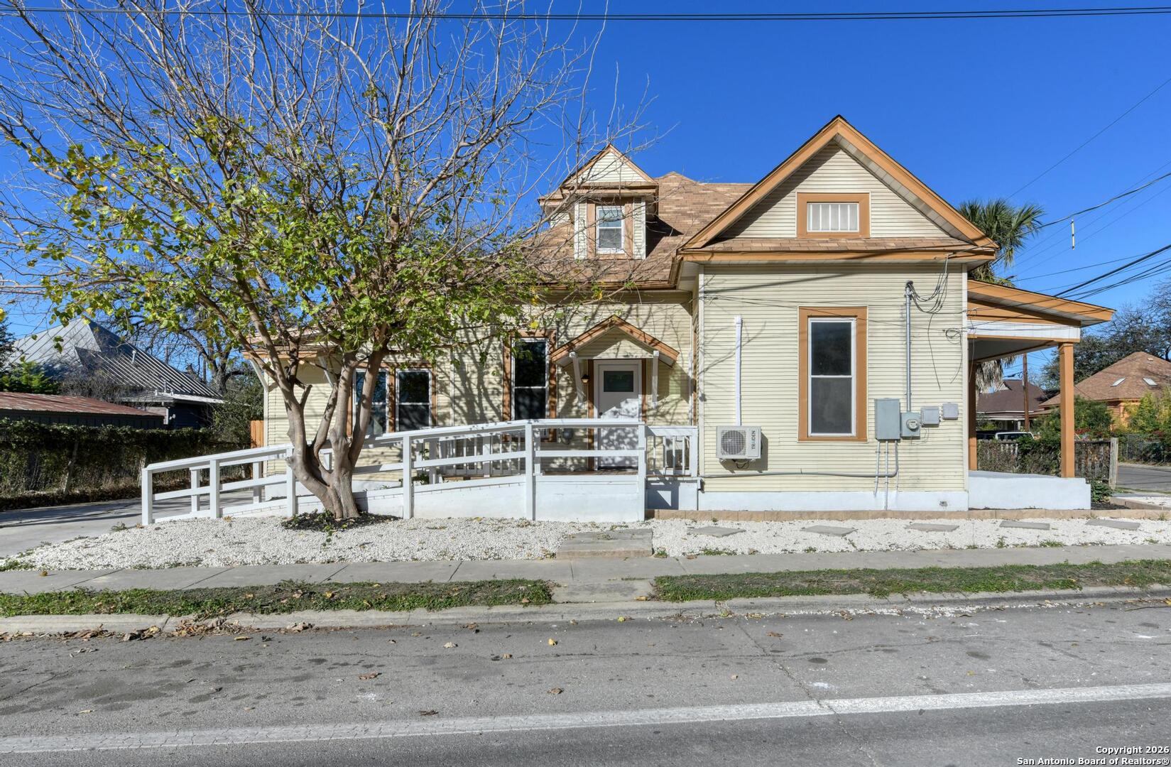 main property photo 19