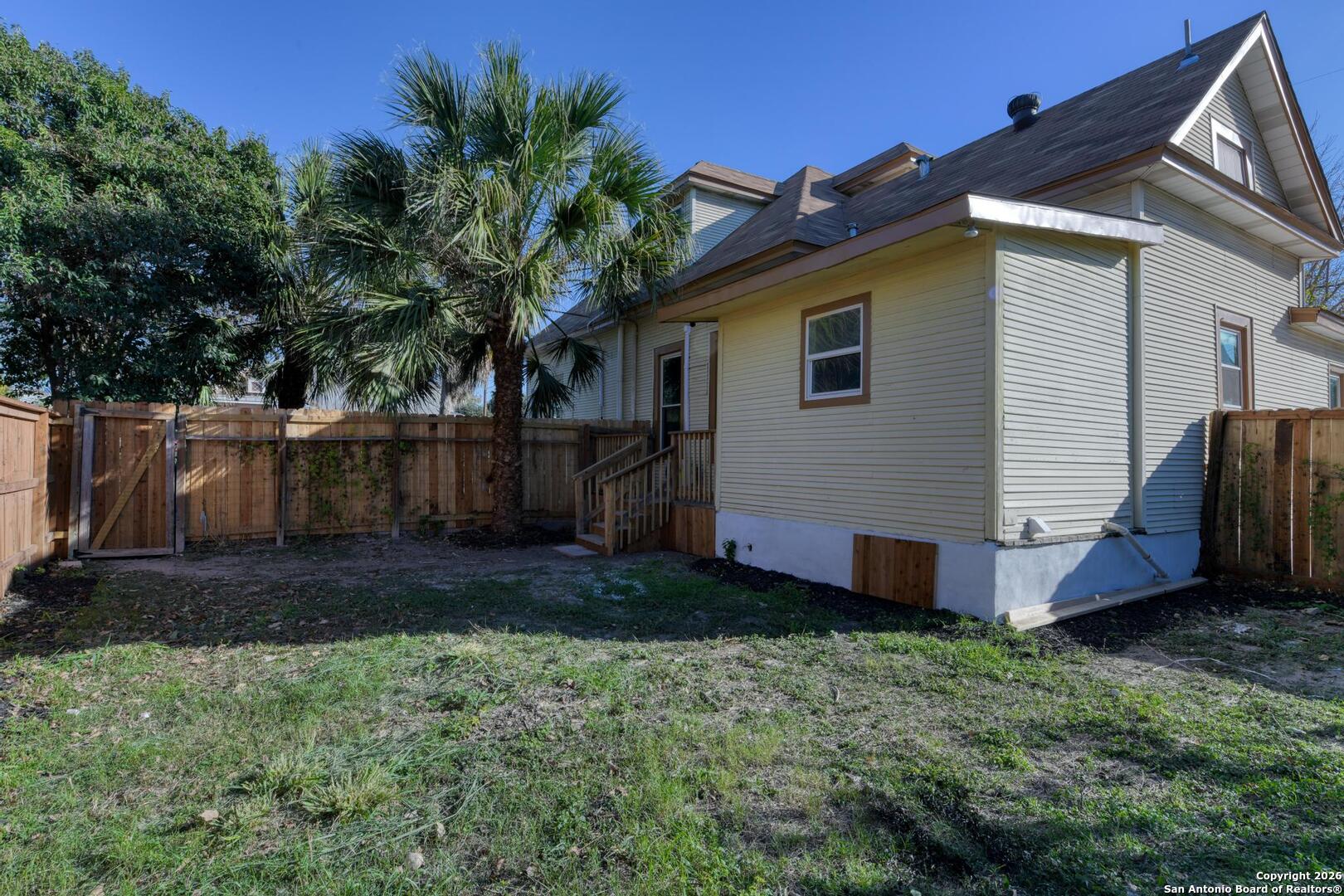 main property photo 22