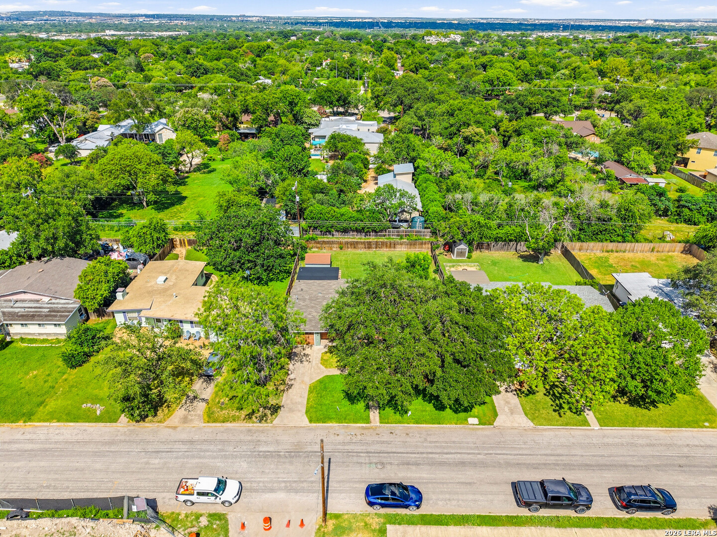 main property photo 40