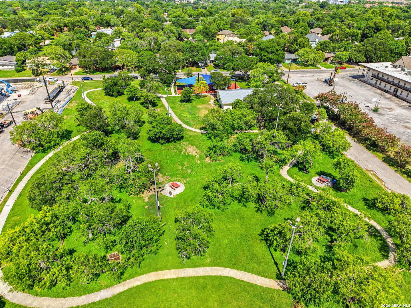 main property photo 50