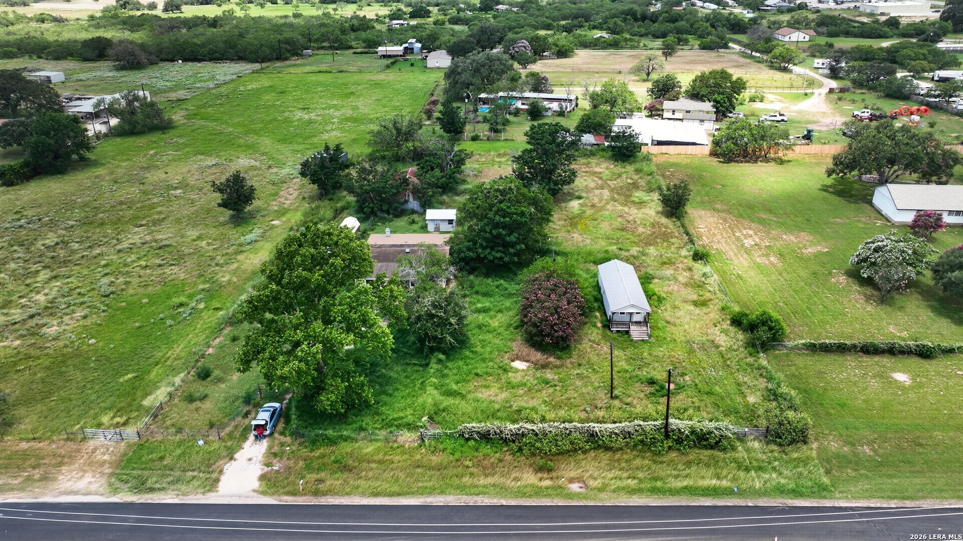 main property photo 31