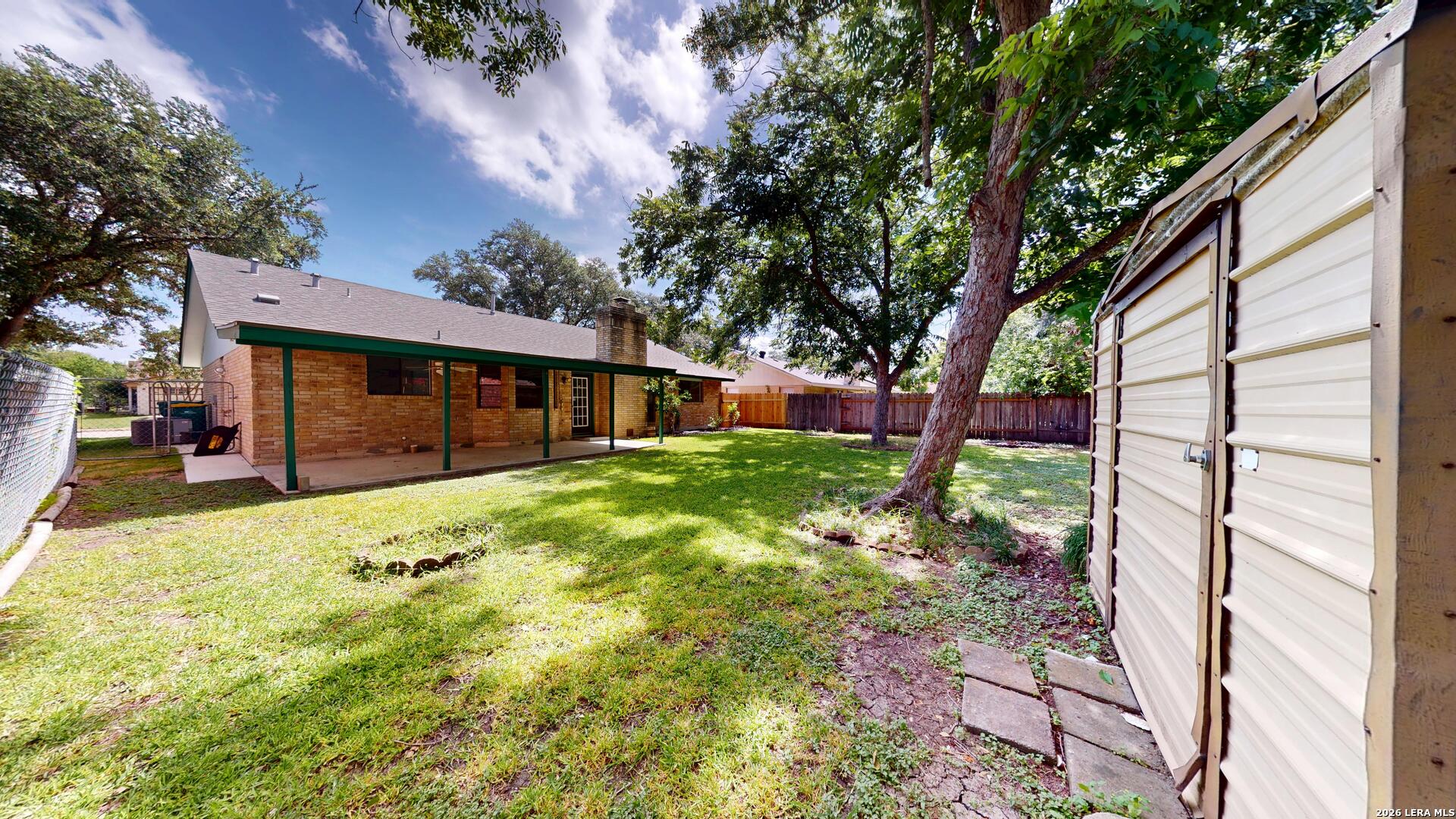 main property photo 33