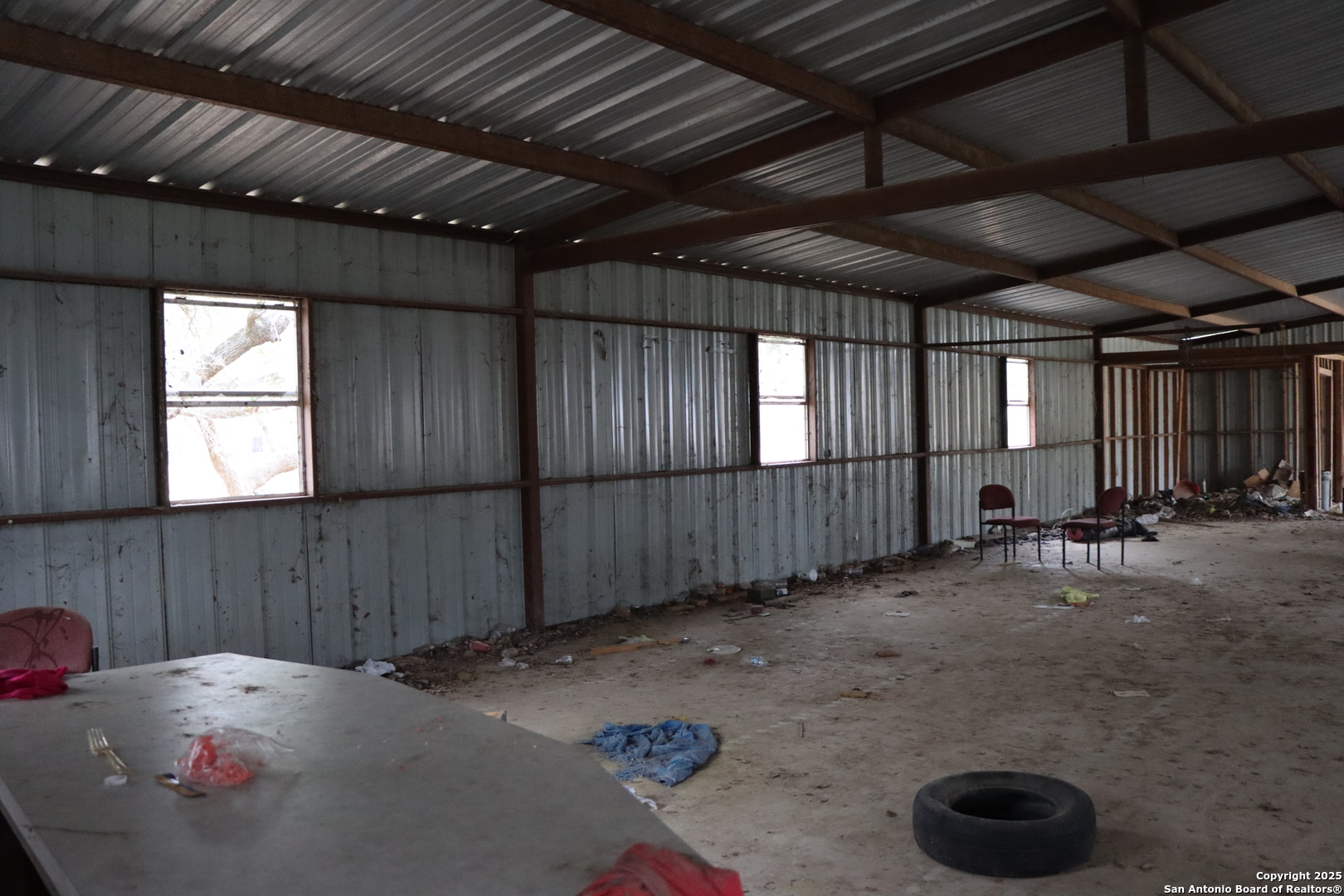 main property photo 6