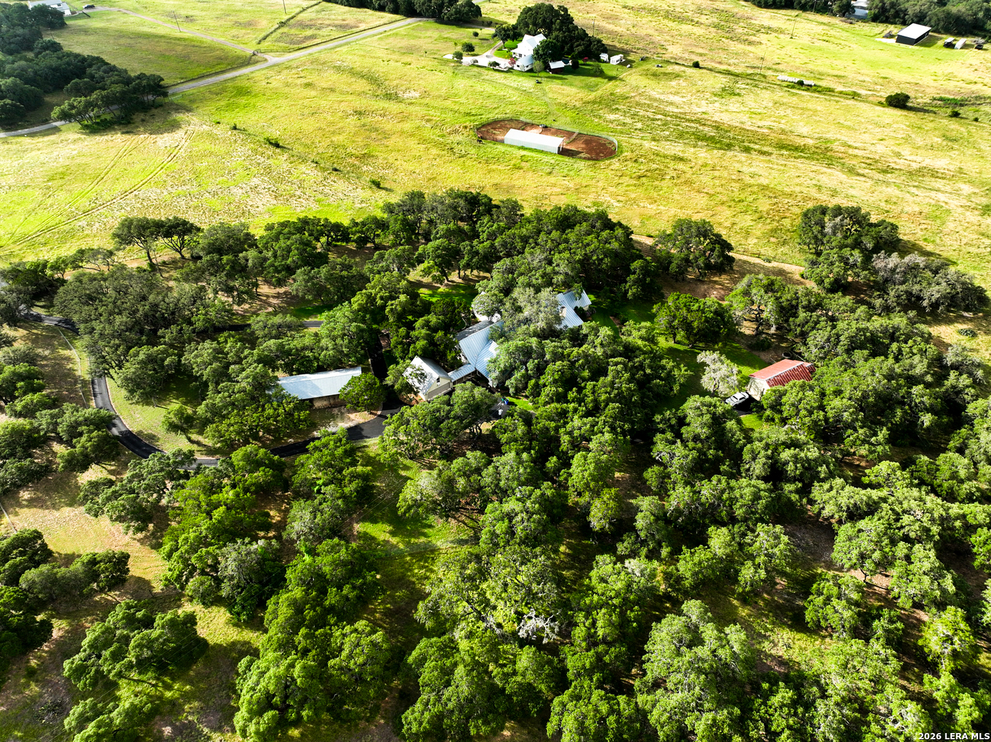 main property photo 6