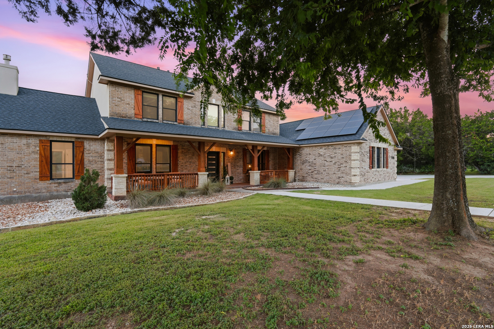 main property photo 4