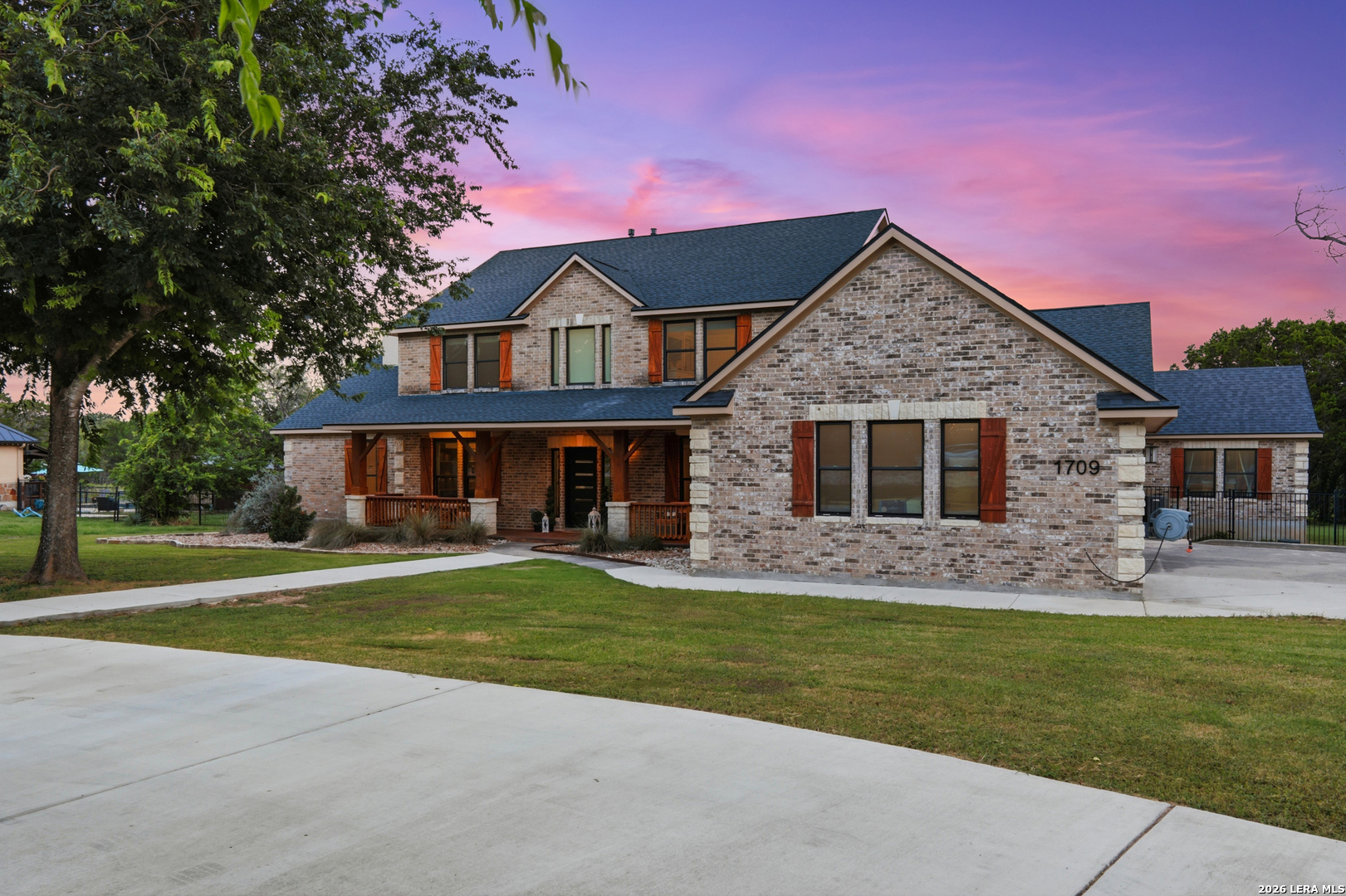 main property photo 42