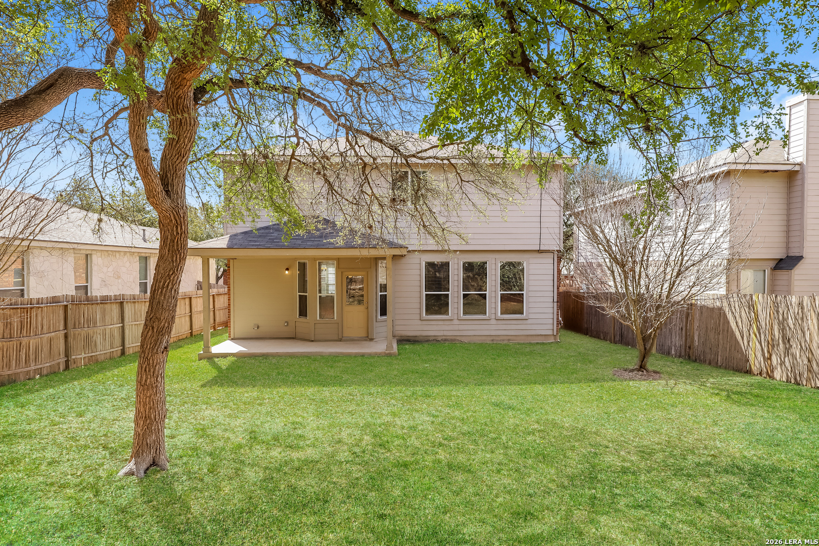main property photo 13