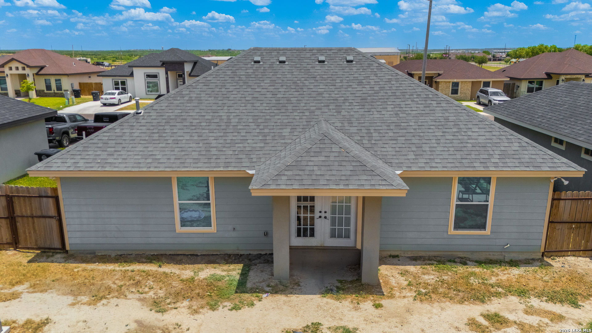 main property photo 24