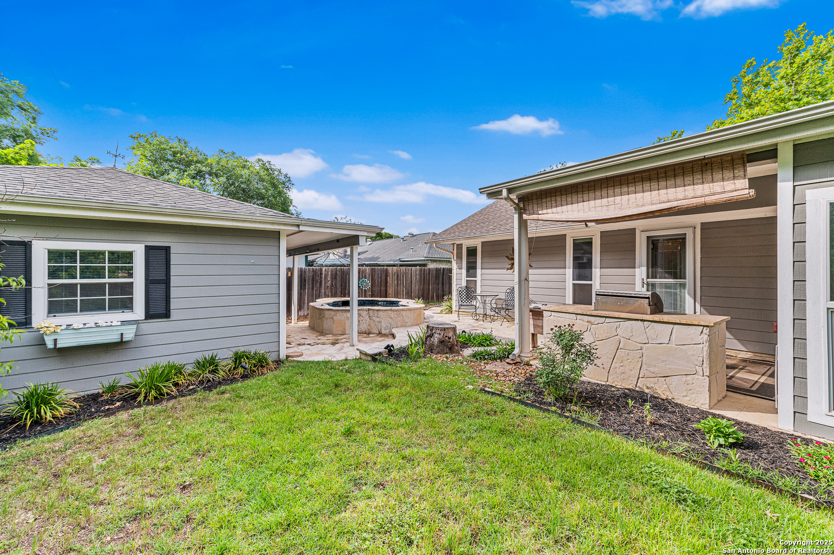 main property photo 37