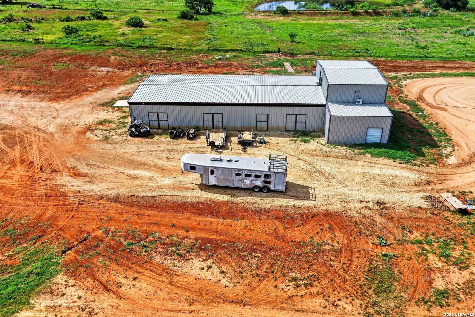 main property photo 13