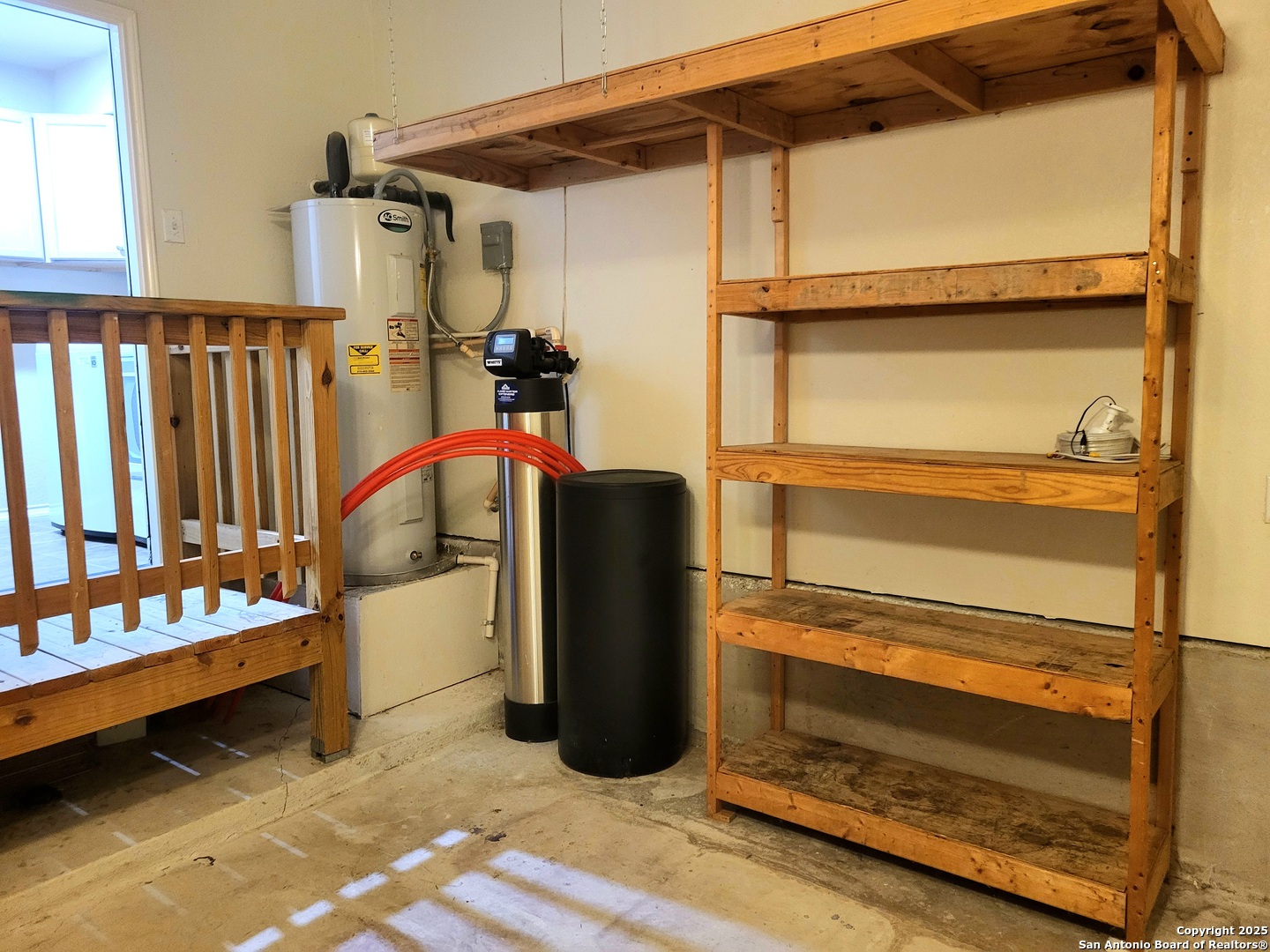 main property photo 29