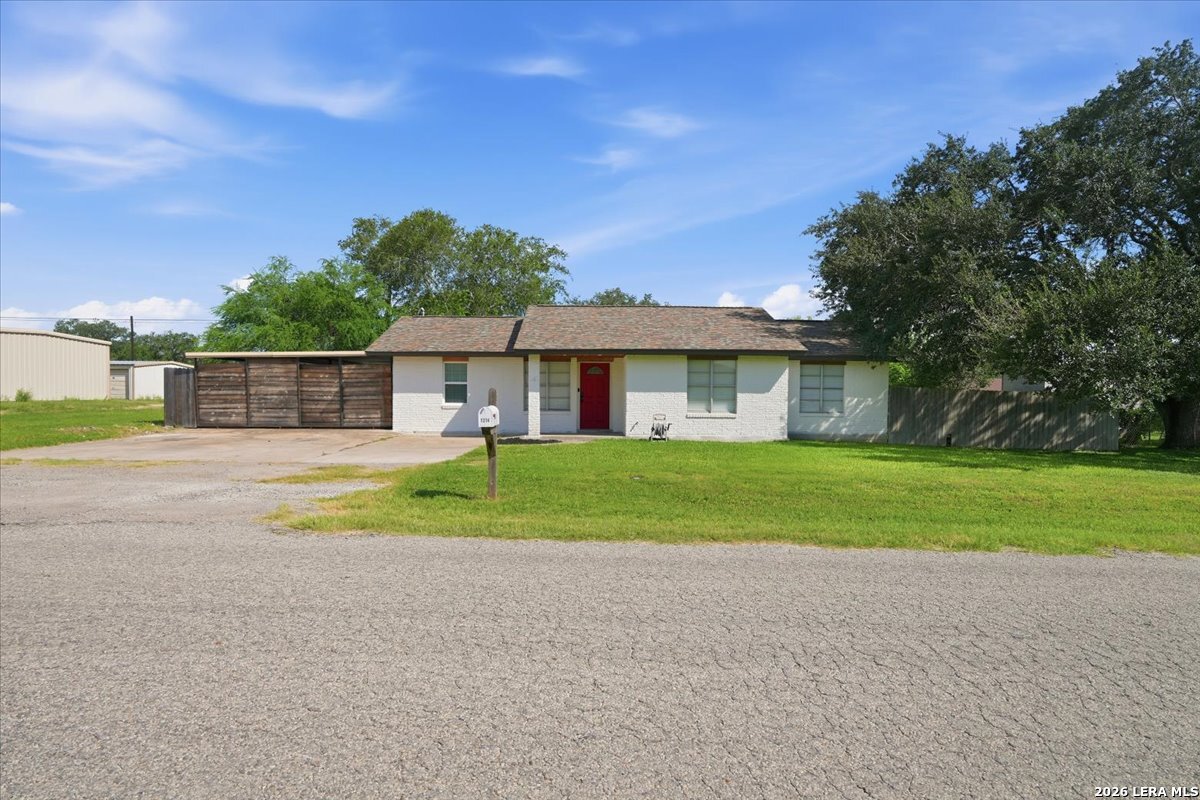 main property photo 24
