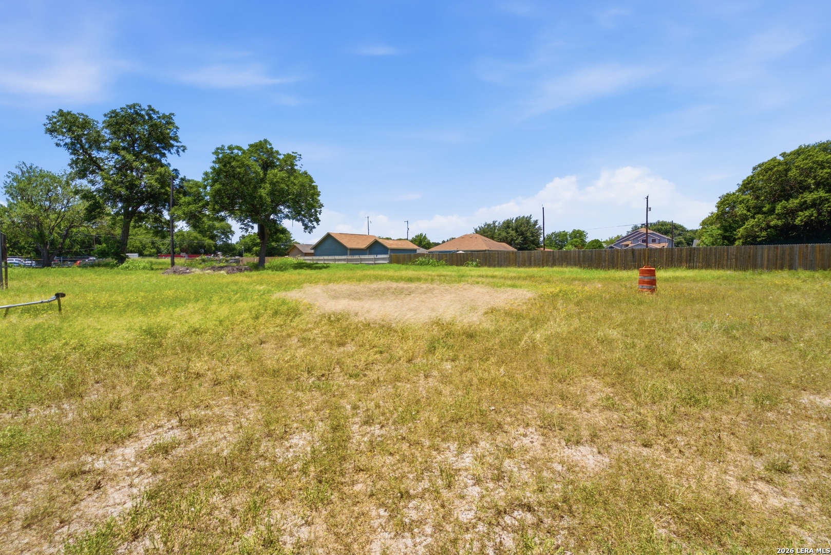 main property photo 6