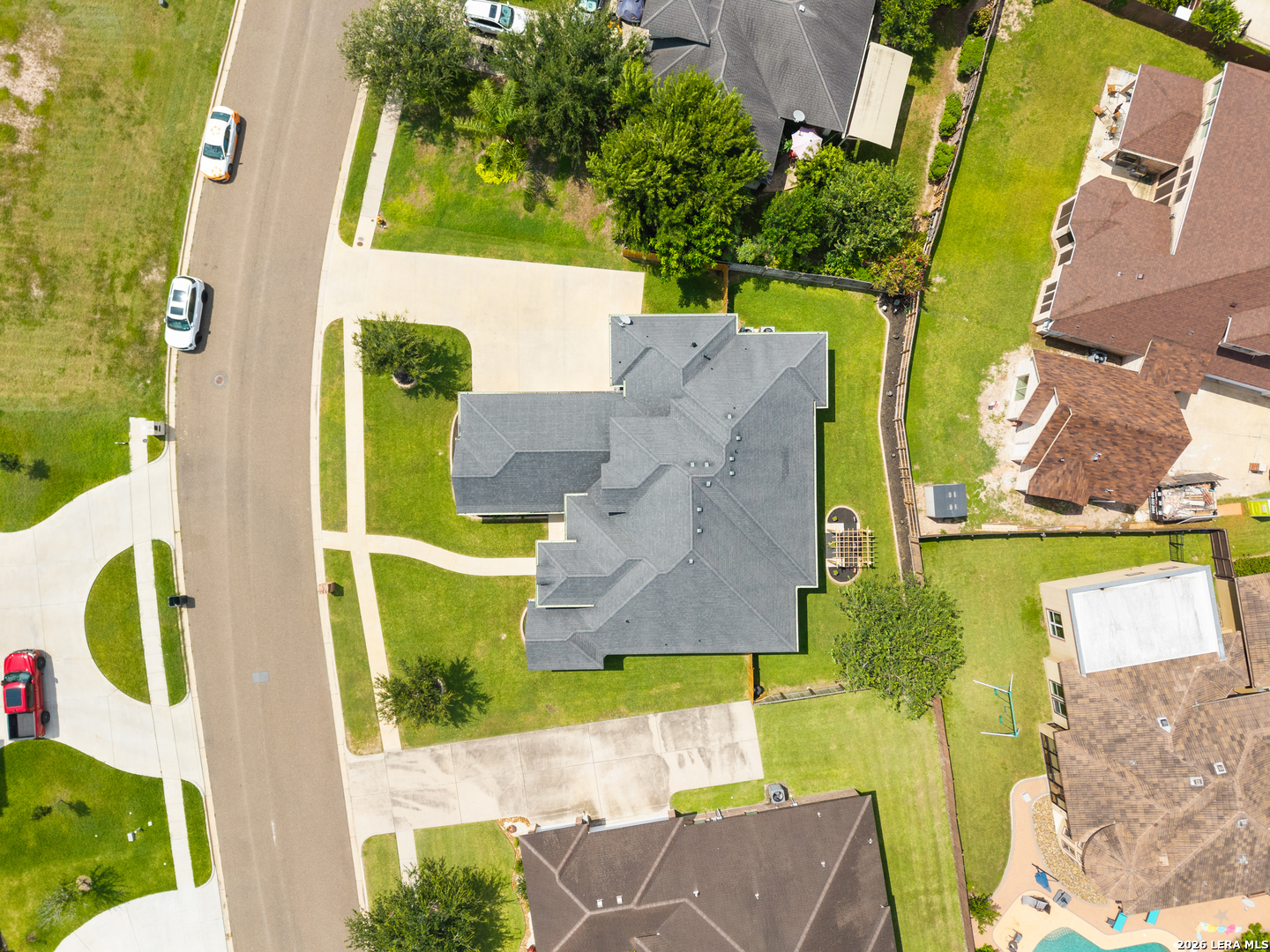 main property photo 41