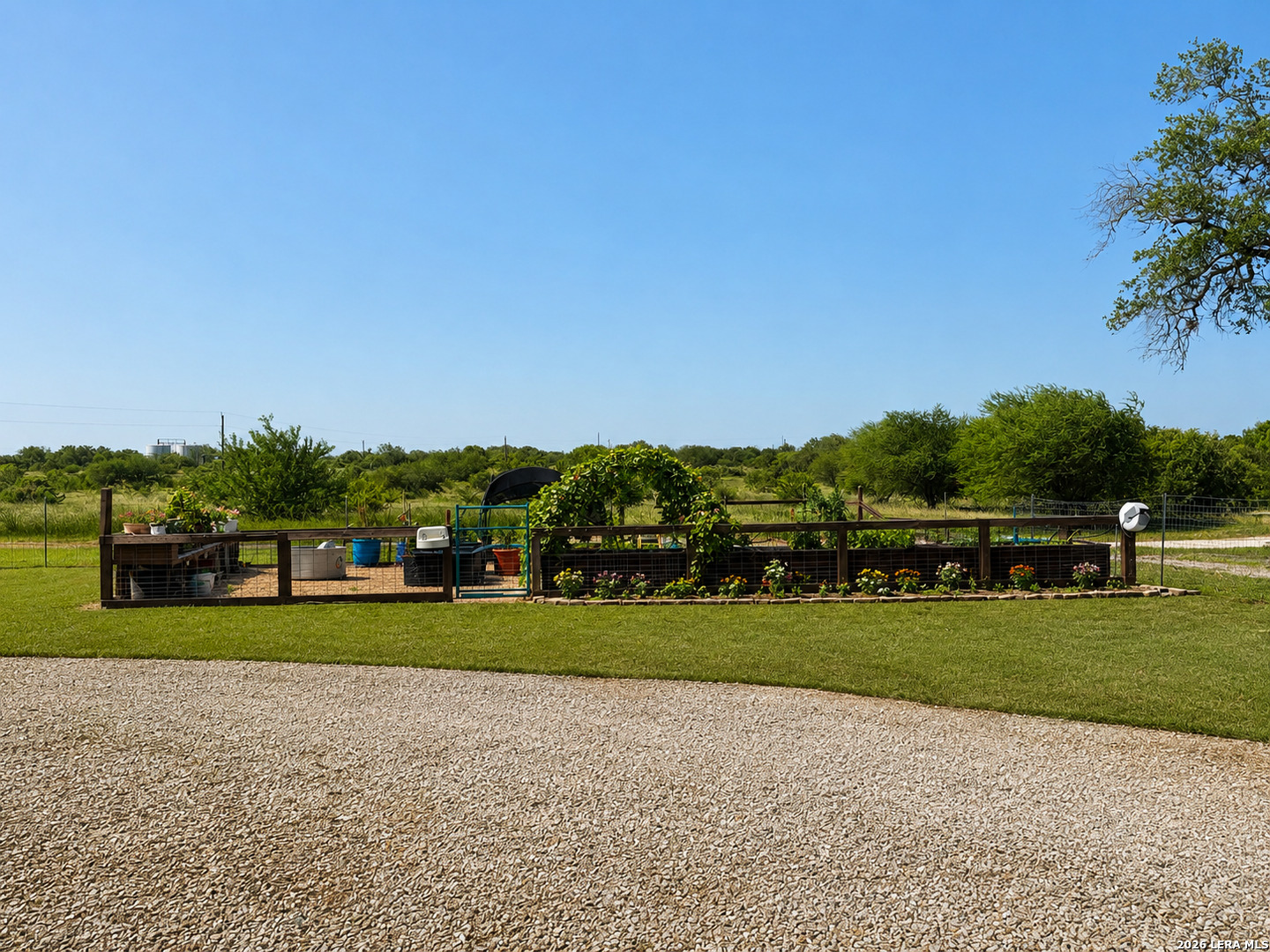 main property photo 51