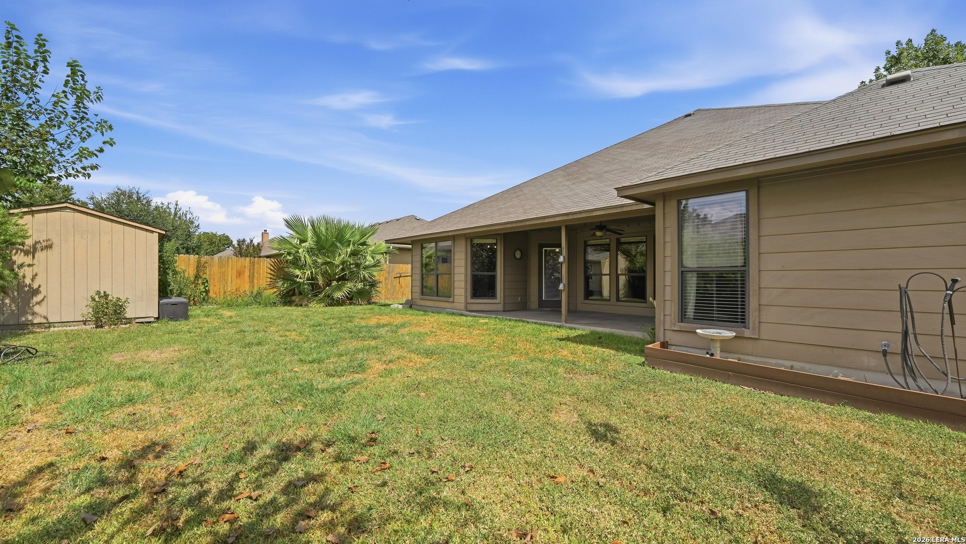 main property photo 41